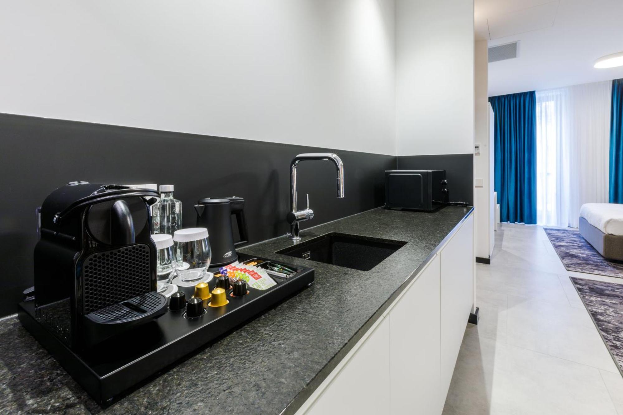 Old Town Snail Design Apartments Bucarest Esterno foto