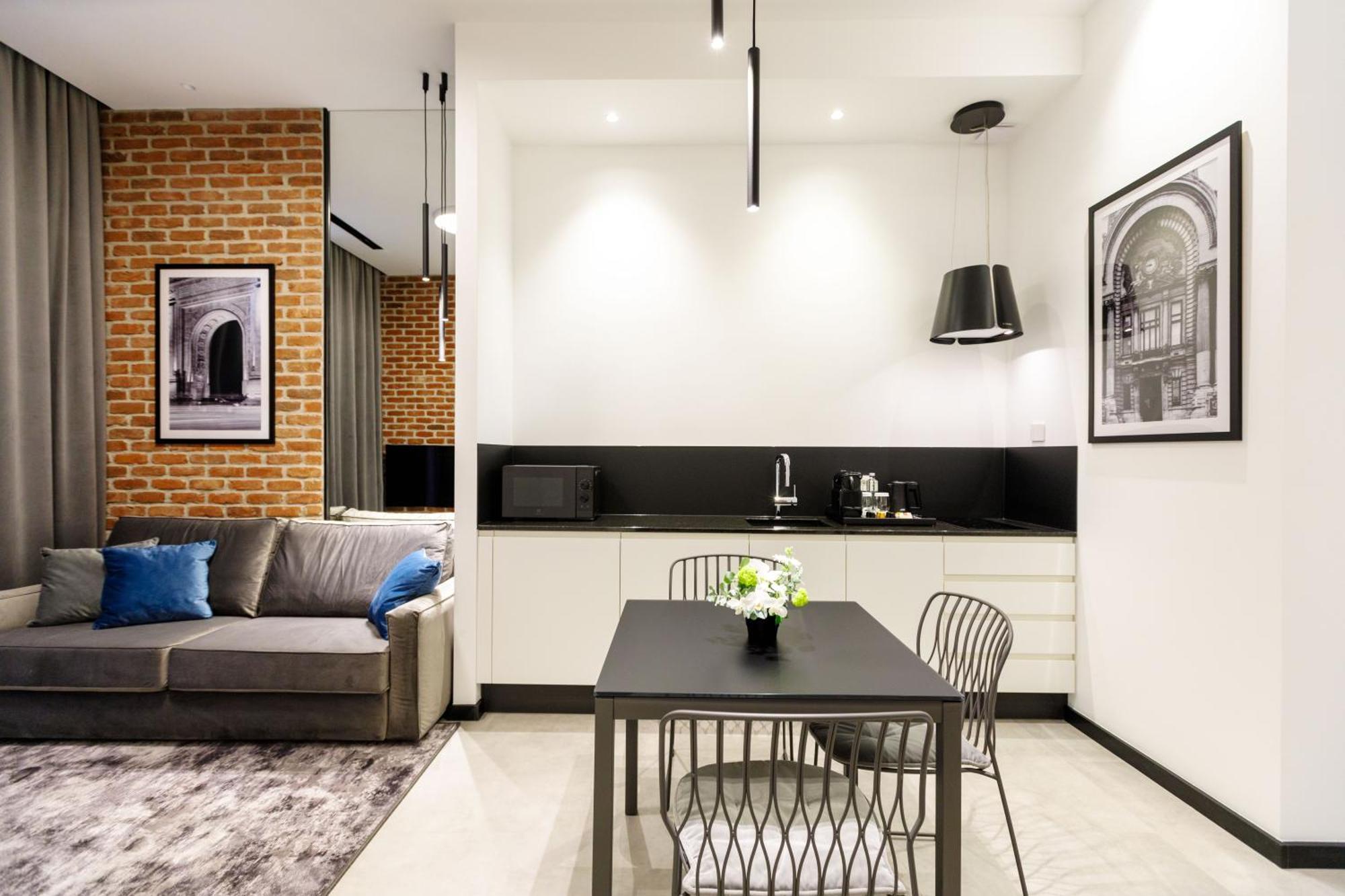 Old Town Snail Design Apartments Bucarest Esterno foto