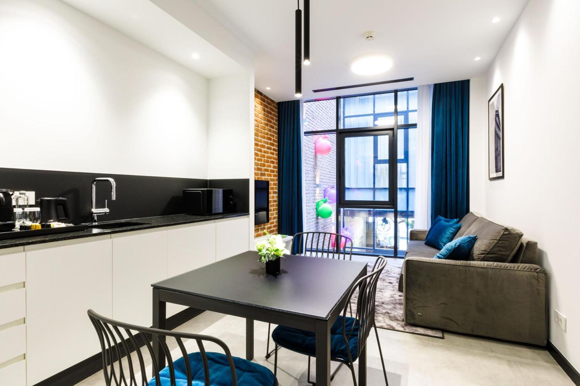 Old Town Snail Design Apartments Bucarest Esterno foto